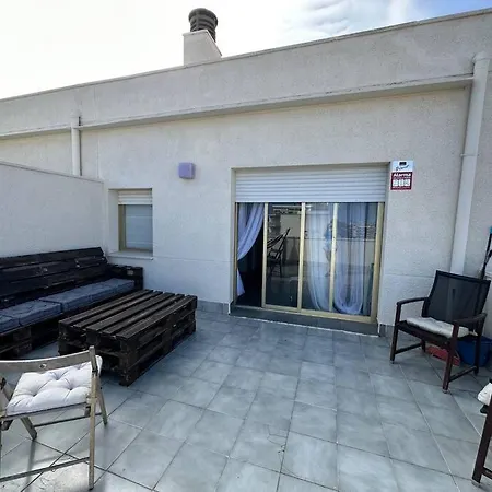 Atico 100 Metros Del Playa Apartamento *